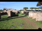 04875 ostia - regio i - via delle terme del mitra - blick ri norden - 01-2024.jpg